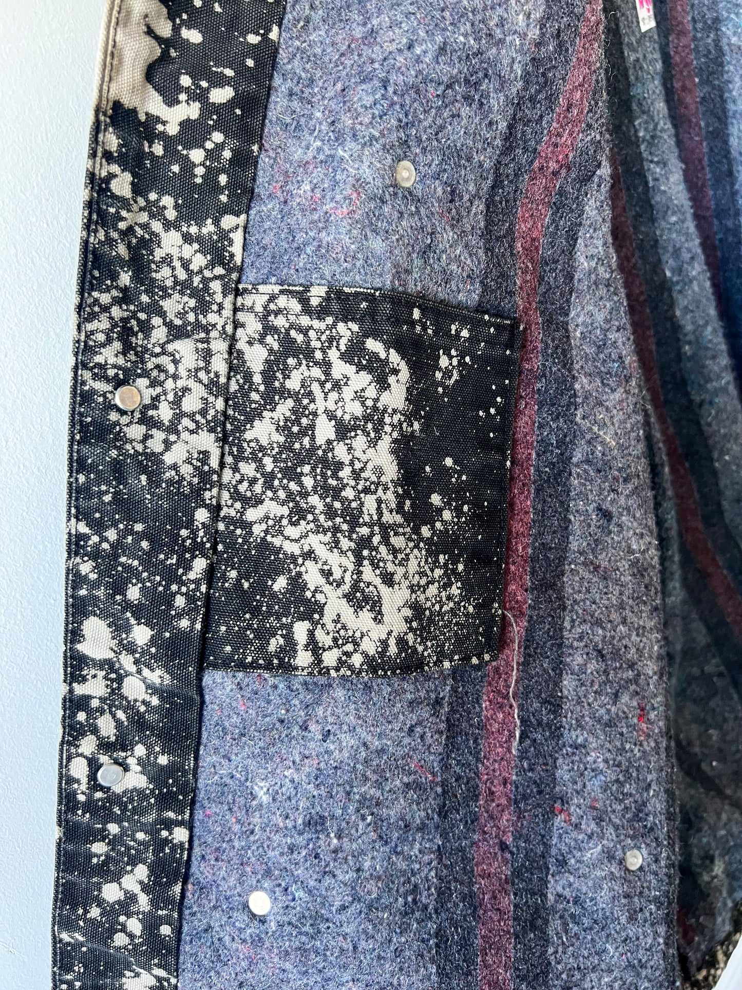 SLOAN - Vintage 90s Carhartt Acid Washed Blanket Lined Chore Coat - Charcoal Gray, White - Unisex Medium