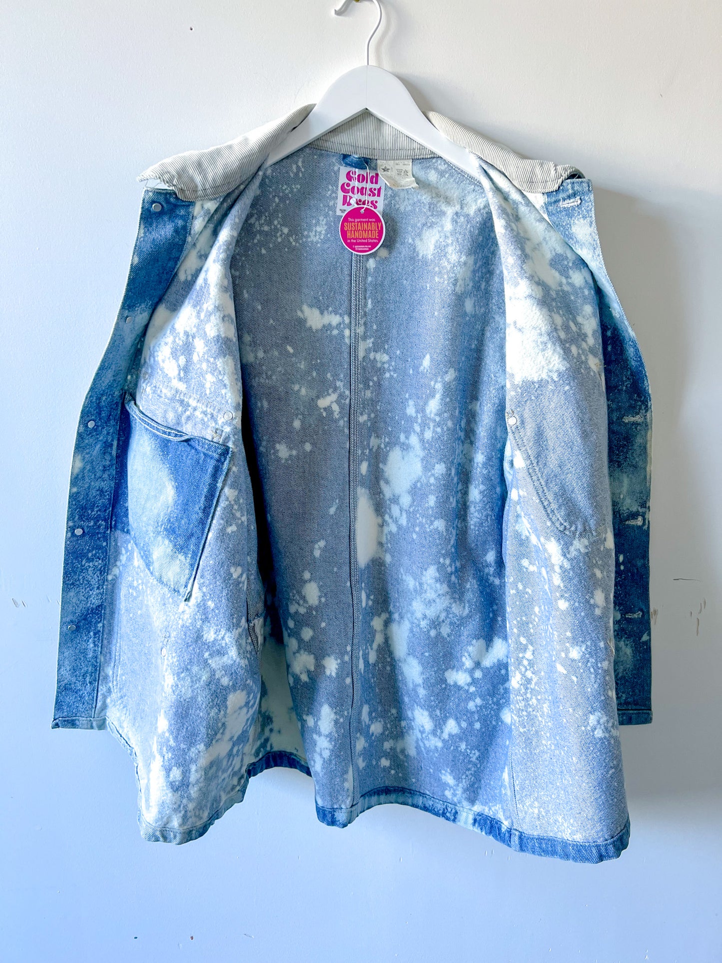 ANTELOPE - Vintage 90s Carhartt Acid Washed Unlined Chore Coat - Denim, White - Unisex XL