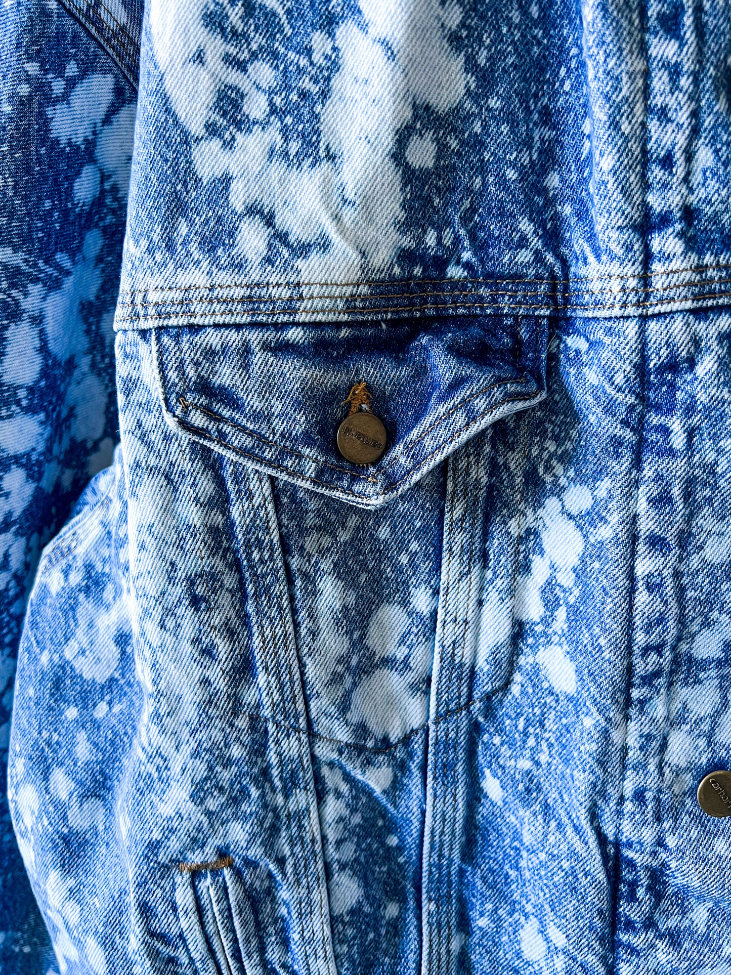 CHEYENNE - Vintage 90s Carhartt Acid Washed Blanket Lined Western Trucker Jacket - Denim, White - Unisex Large