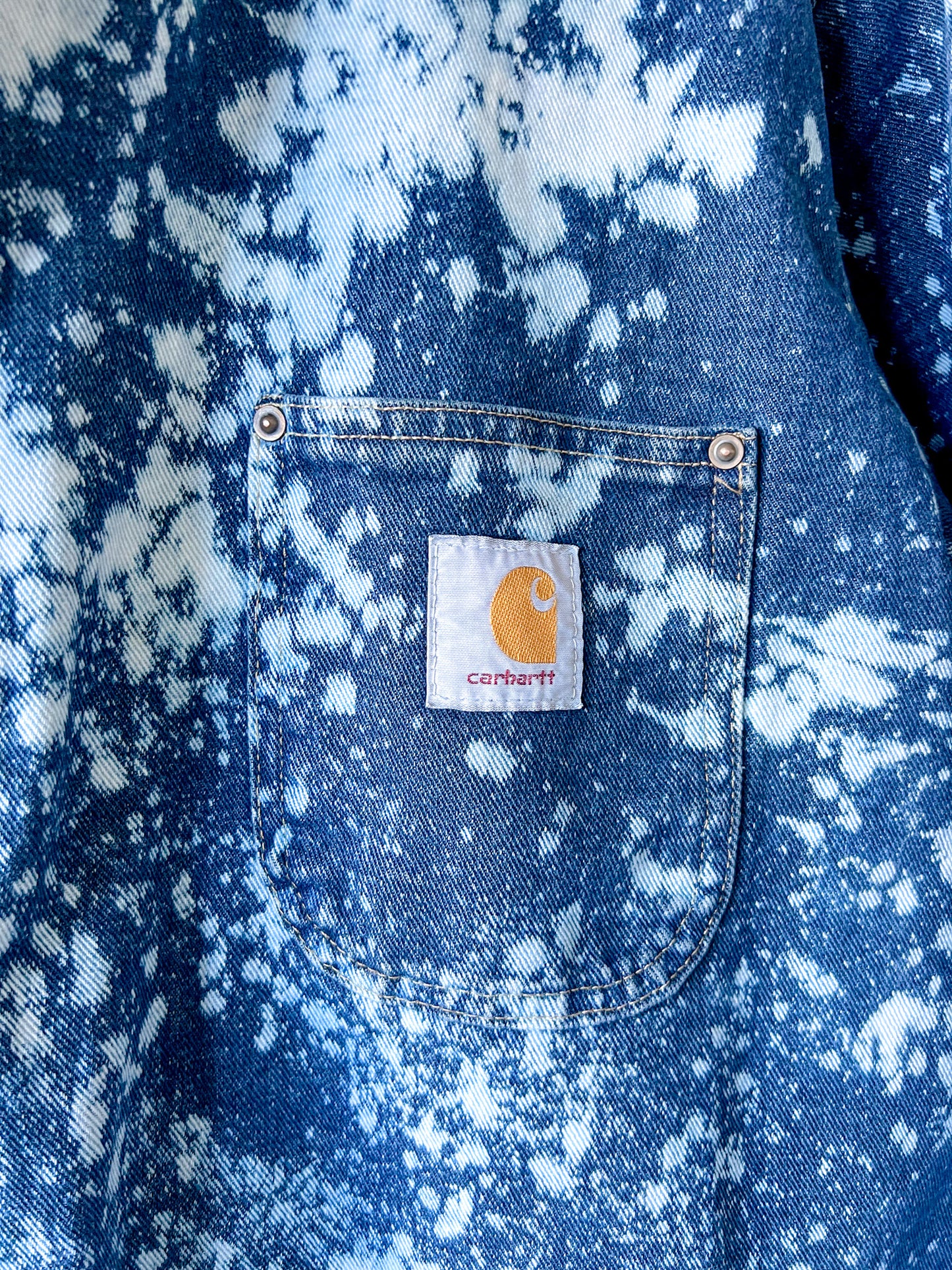 CONNECTICUT - Vintage 90s Carhartt Acid Washed Blanket Lined Chore Coat - Denim, White - Unisex Large