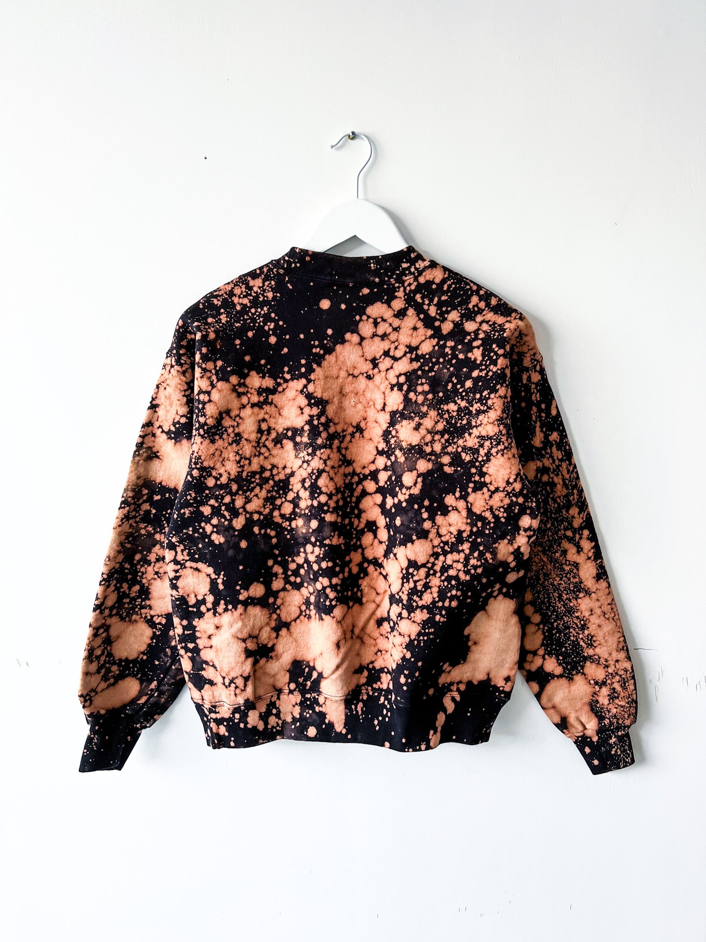 Acid-Washed Crewneck Sweatshirt in Onyx