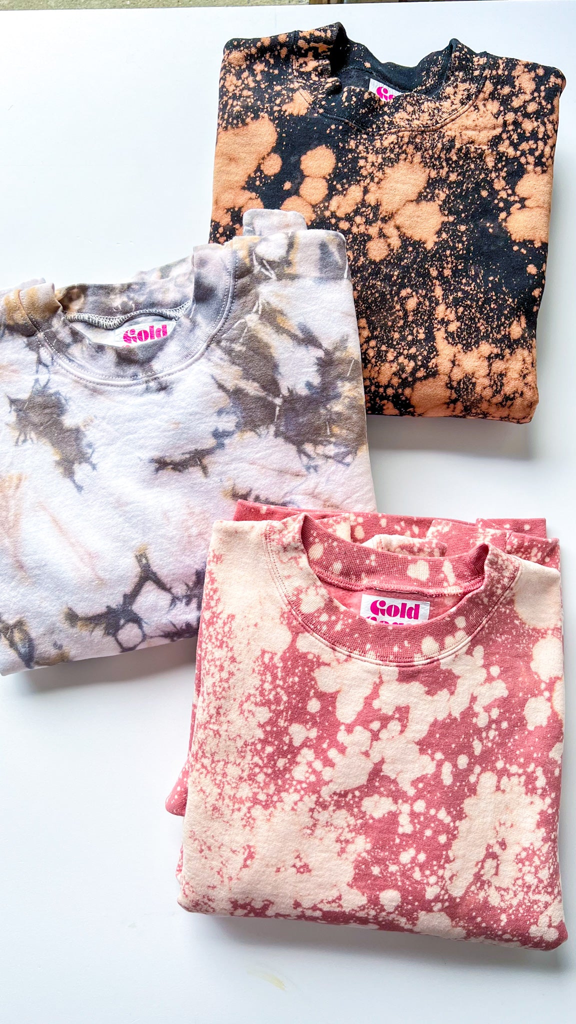 Acid-Washed Crewneck Sweatshirt in Dusty Rose