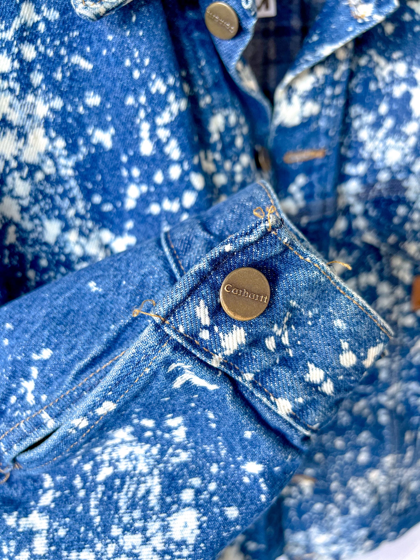 MYRTLE BEACH - Vintage Y2K Carhartt Acid Washed Western Trucker Denim Jacket - Unisex Large