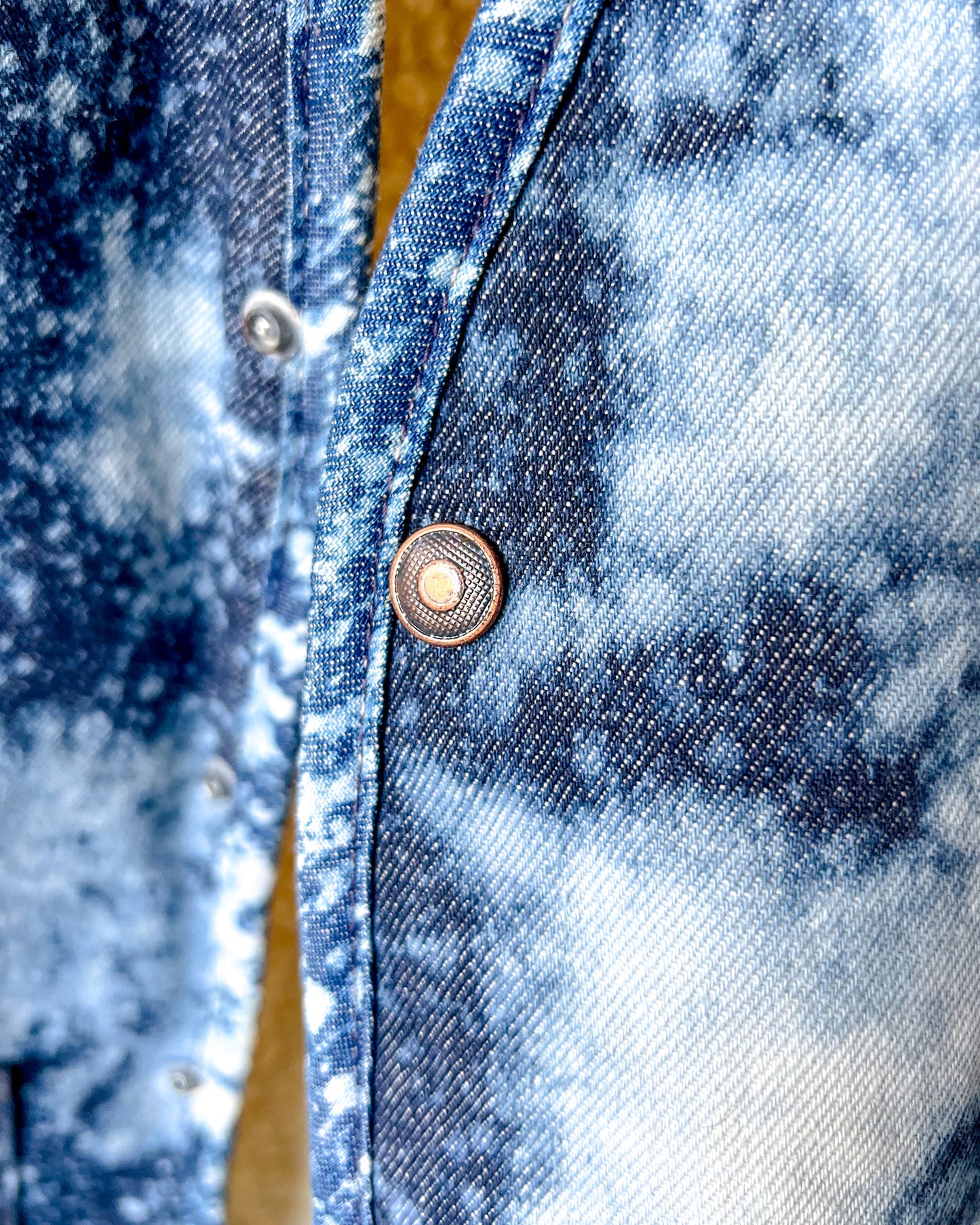 PENNSYLVANIA - Vintage 80s Carhartt Acid Washed Sherpa Lined Denim Vest - Denim, White - Unisex Small or Medium