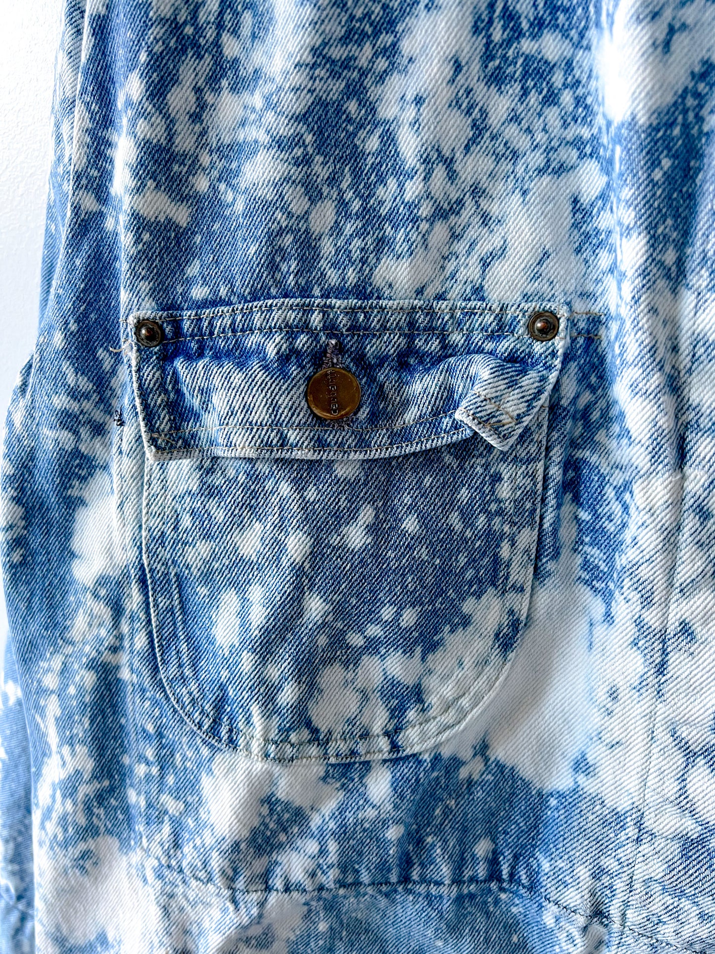 SARANAC LAKE - Vintage 90s Carhartt Acid Washed Unlined Chore Coat - Denim, White - Unisex Medium
