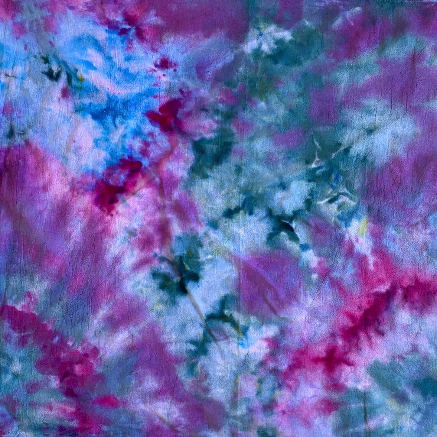 BRING FLOWERS Kitchen Towel