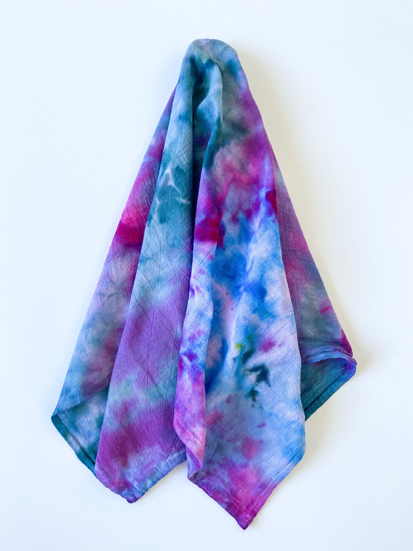 BRING FLOWERS Kitchen Towel