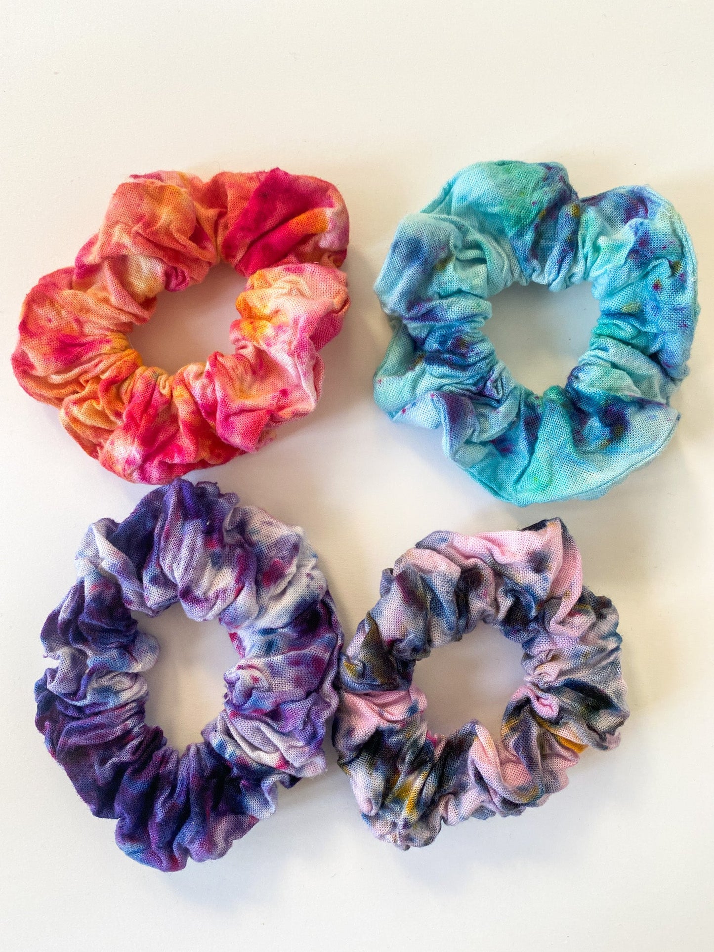 RHODONITE Organic Linen Scrunchie