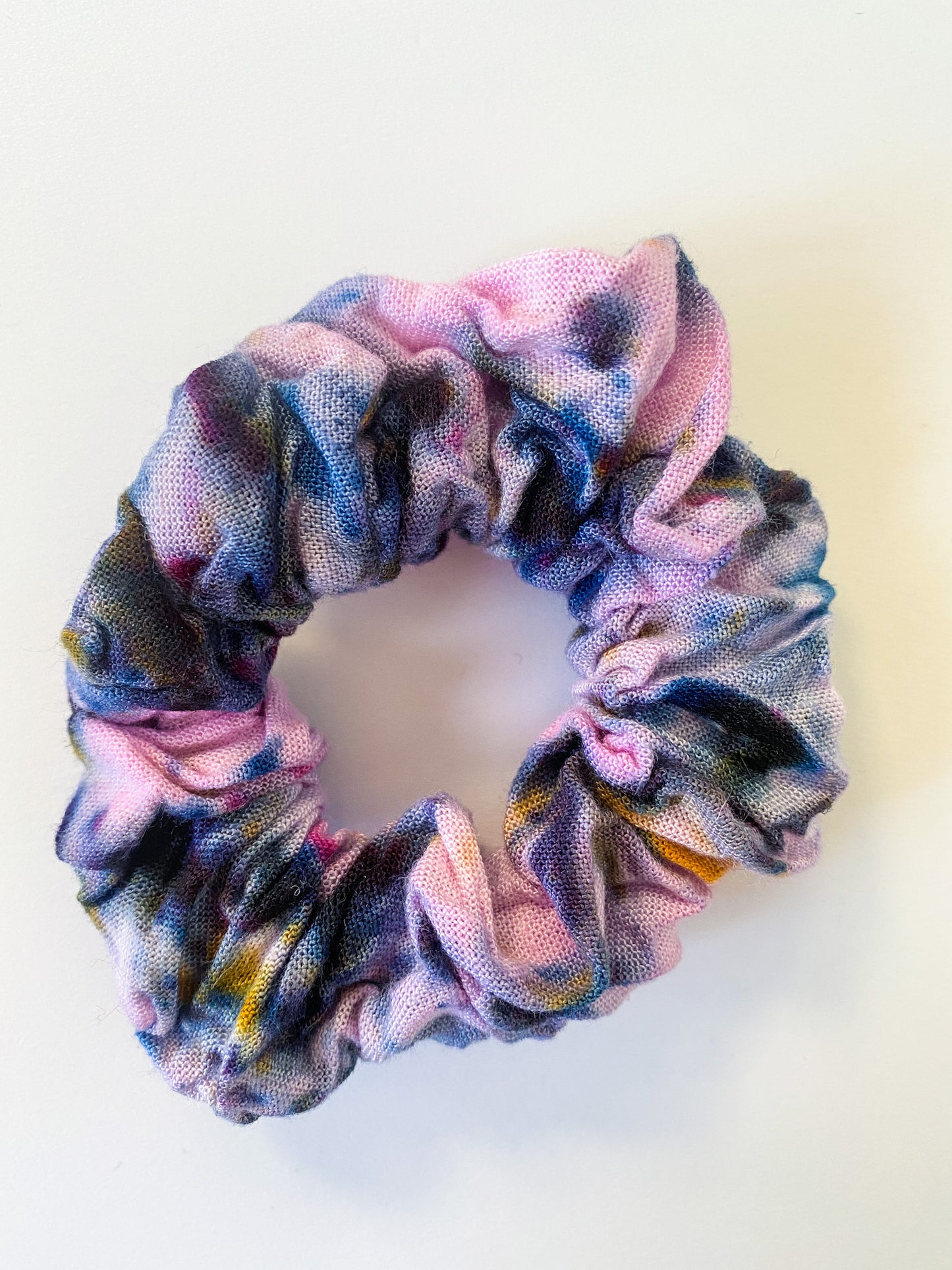 RHODONITE Organic Linen Scrunchie