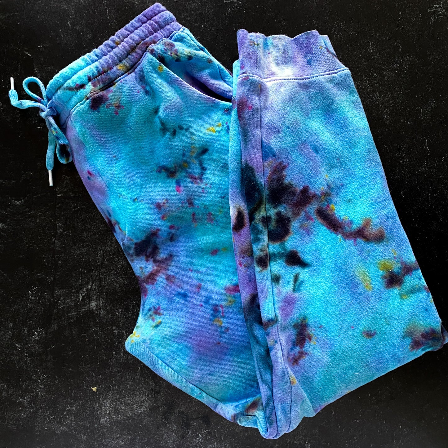 KEEP SWIMMING Loungewear Set