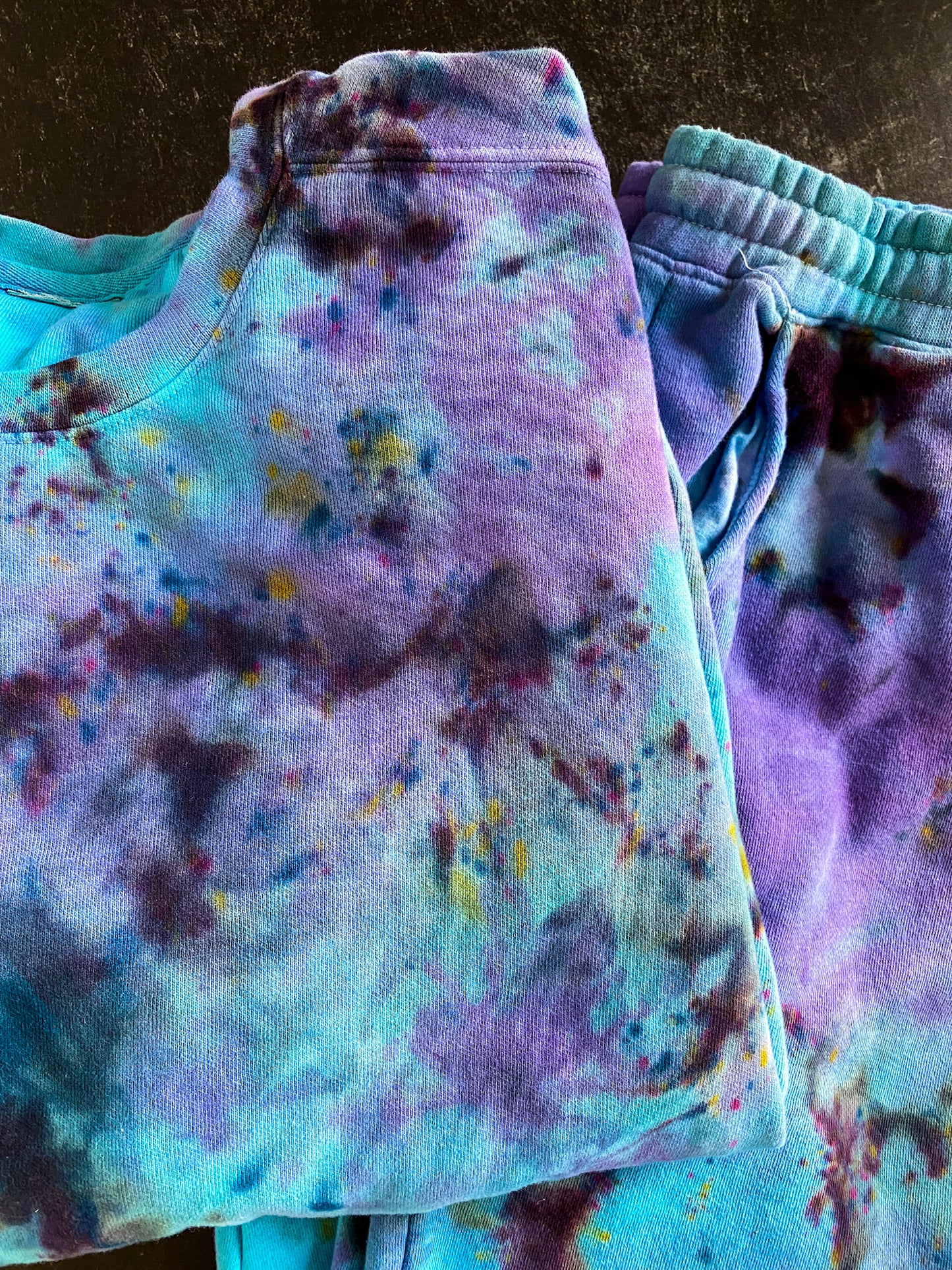 KEEP SWIMMING Loungewear Set