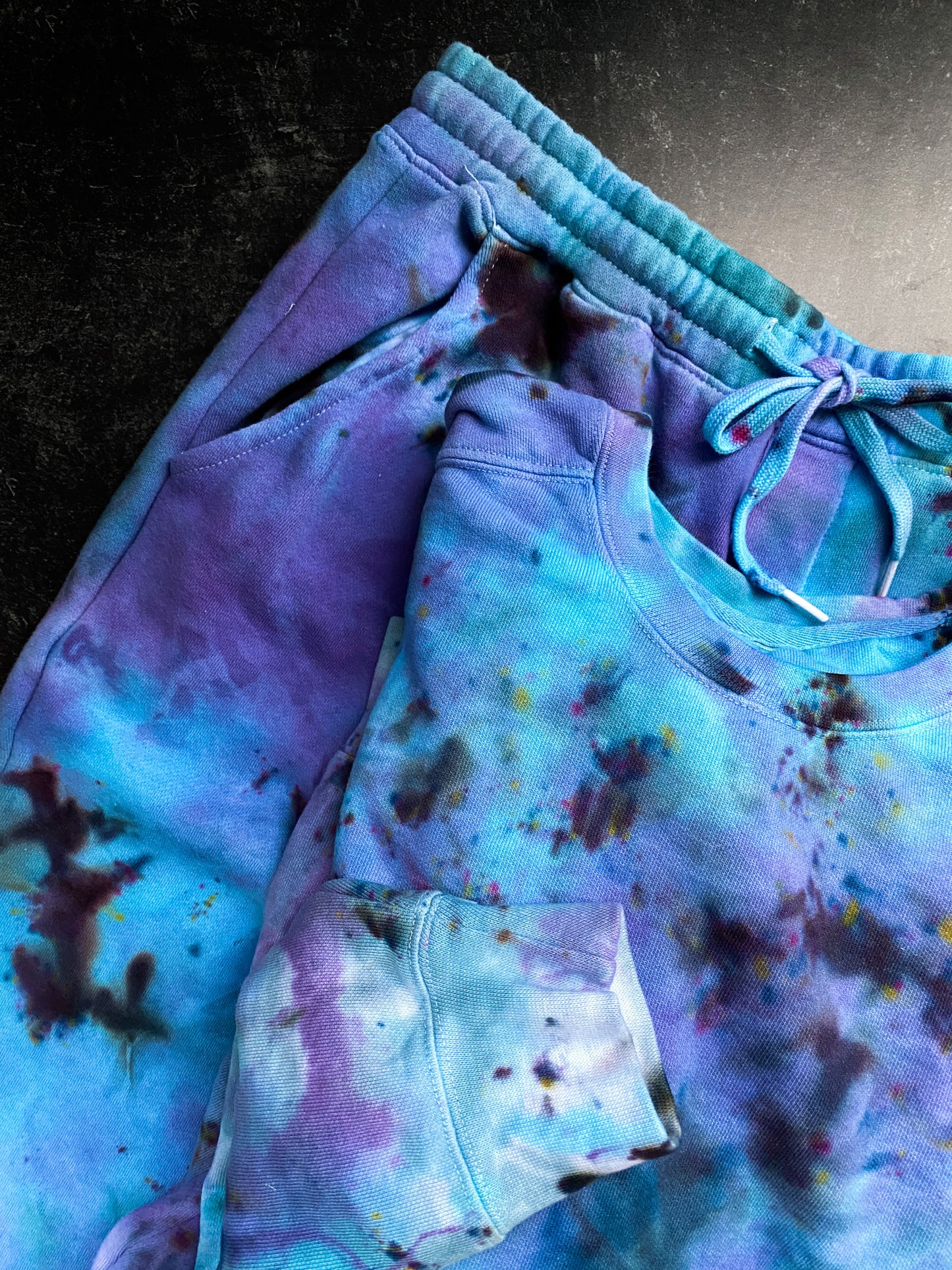 KEEP SWIMMING Loungewear Set