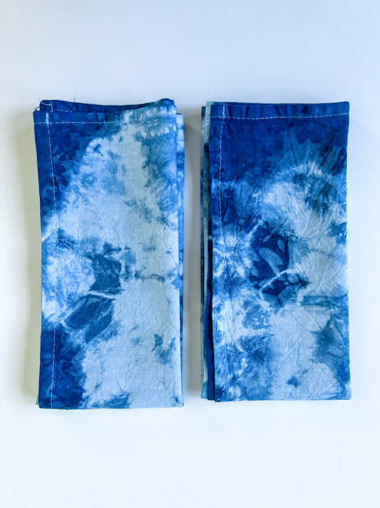 Set of 2 Indigo Dyed Dinner Napkins with Marble Pattern